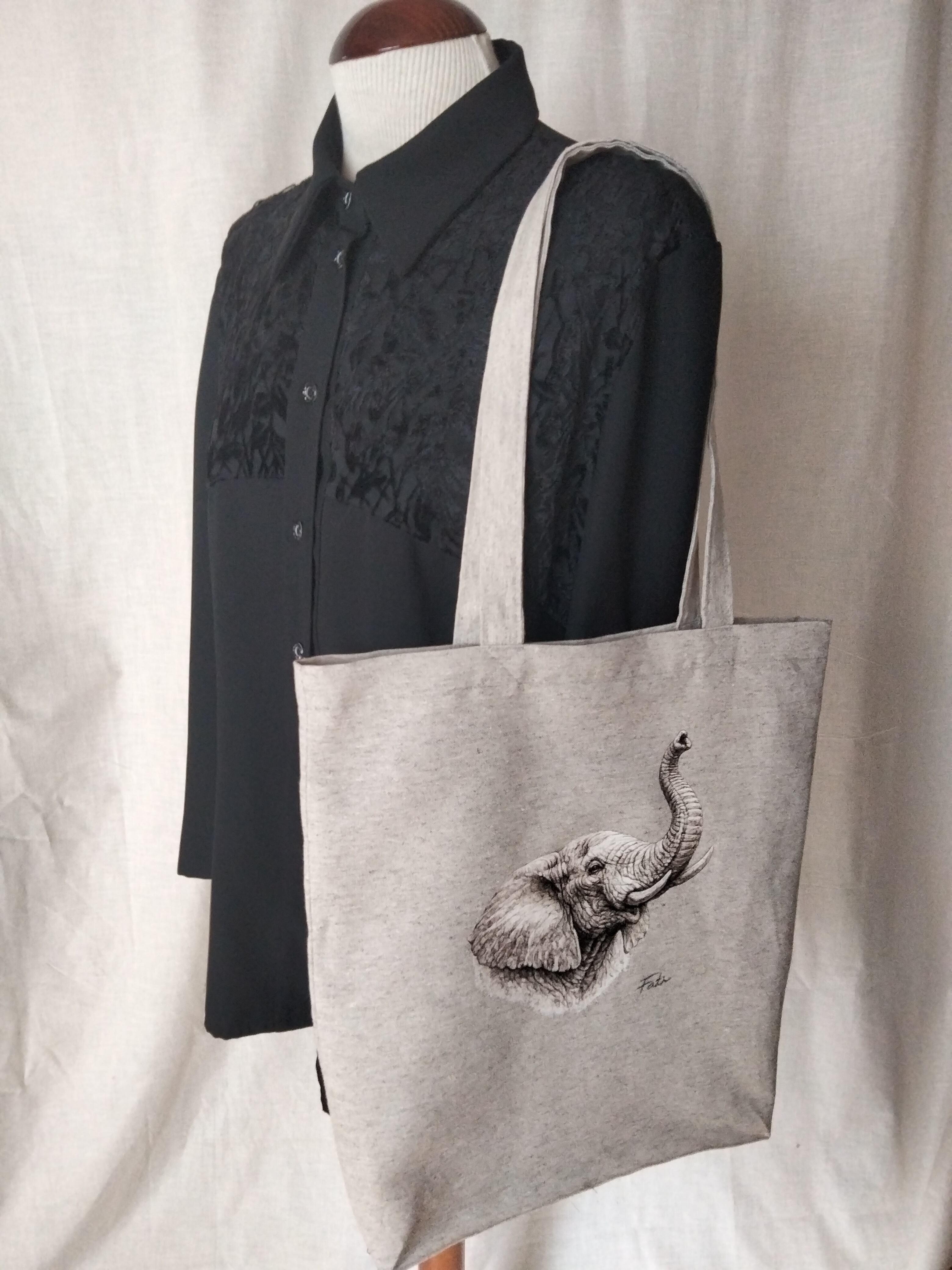 Tote personalizada terminada
